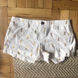 Old Navy Shorts- Gold Pineapples- Size 4- NWT